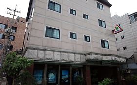 Yim'S House Hotel